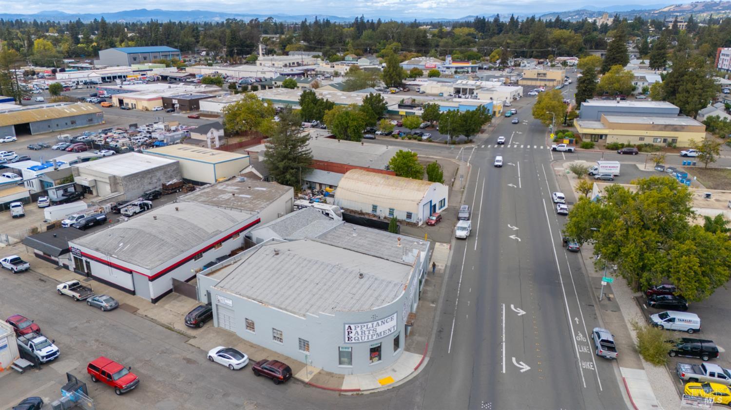 1145 Petaluma Hill Road Santa Rosa CA 95404