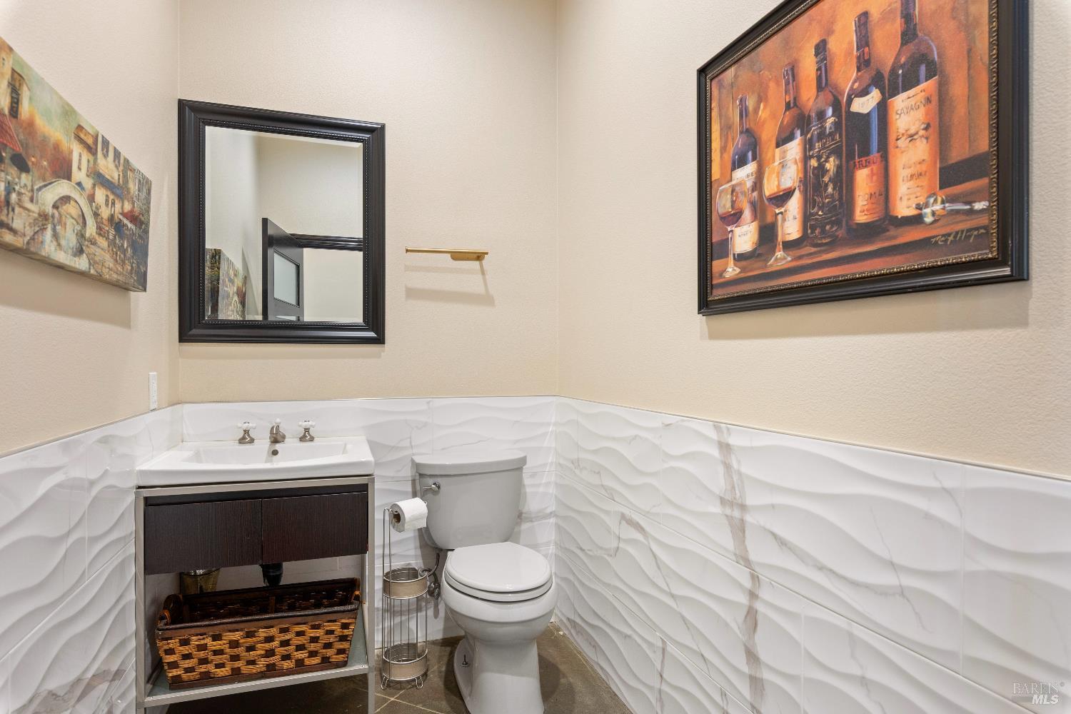 2480 S Main Street Lakeport CA 95453