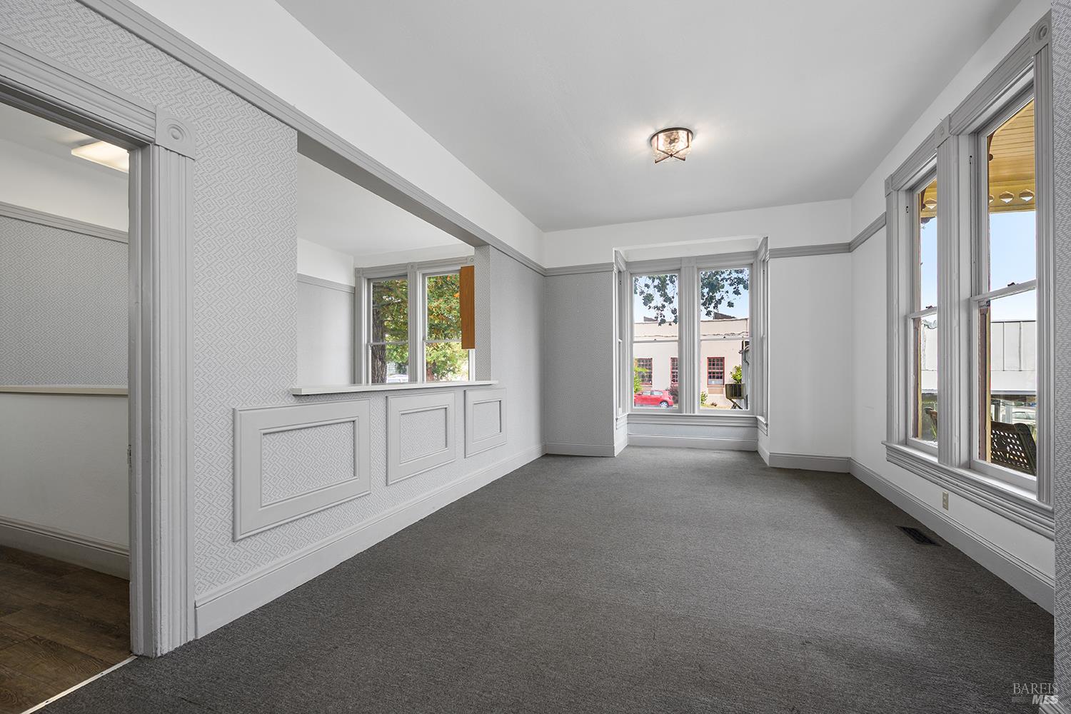 318 S Main Street Sebastopol CA 95472
