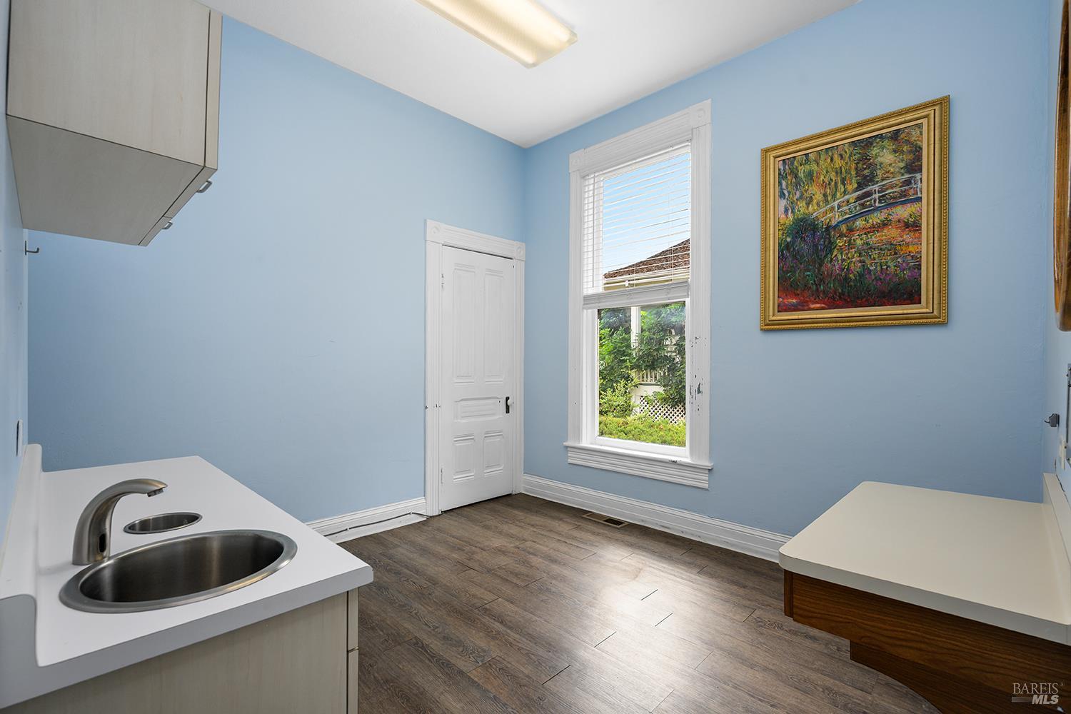 318 S Main Street Sebastopol CA 95472