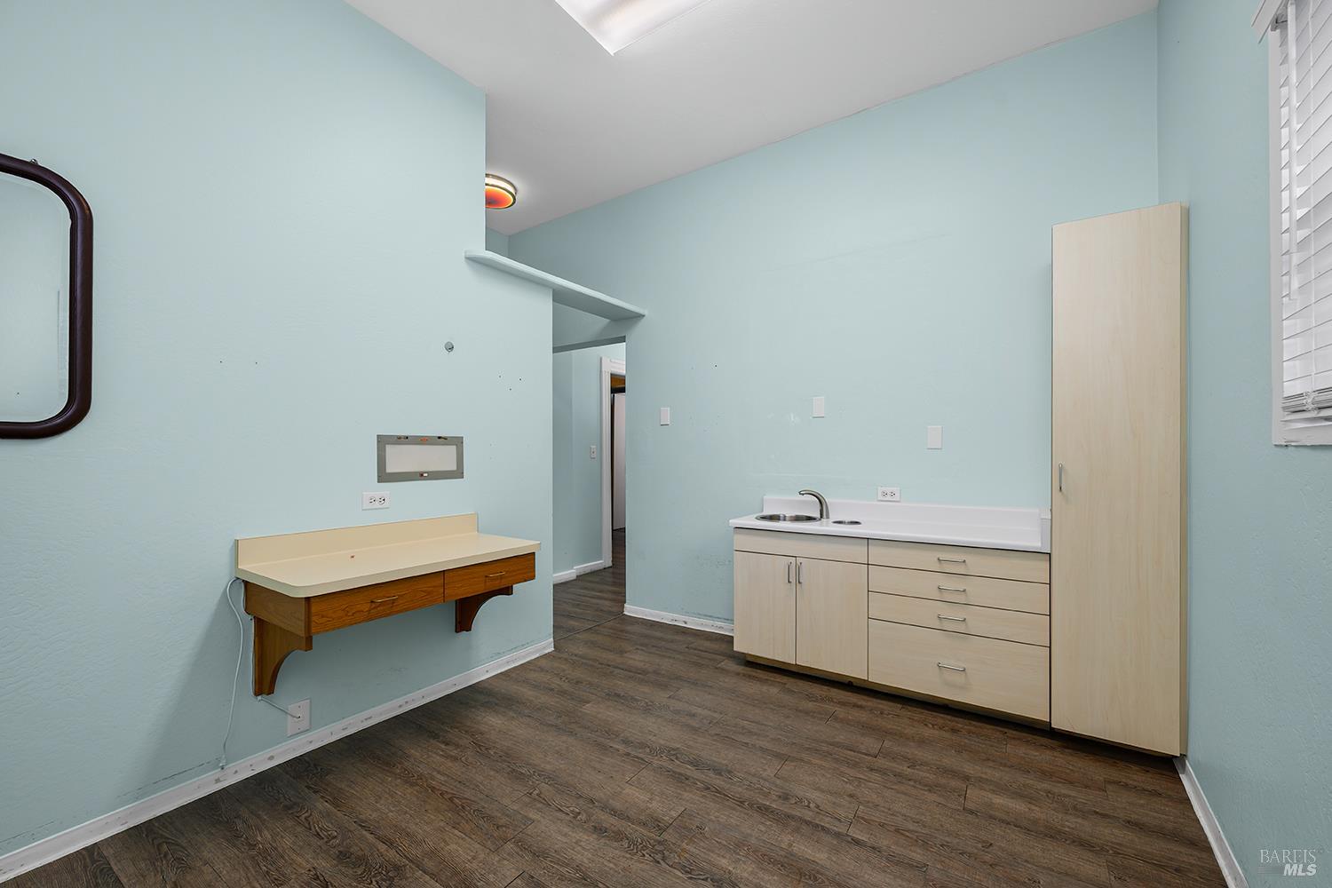 318 S Main Street Sebastopol CA 95472