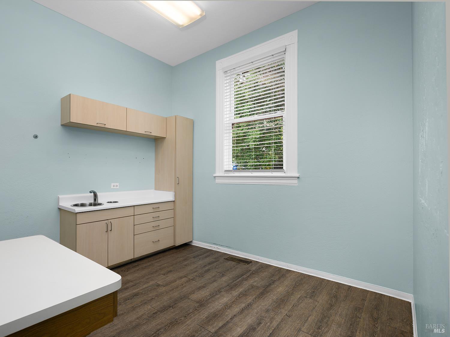 318 S Main Street Sebastopol CA 95472