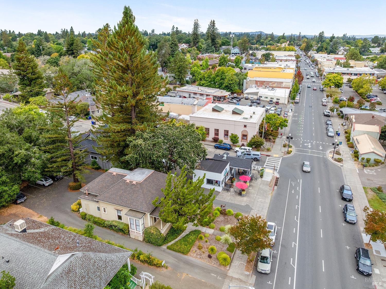 318 S Main Street Sebastopol CA 95472