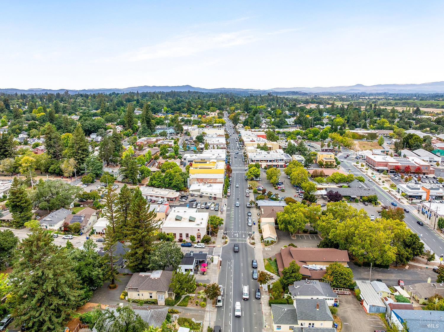 318 S Main Street Sebastopol CA 95472