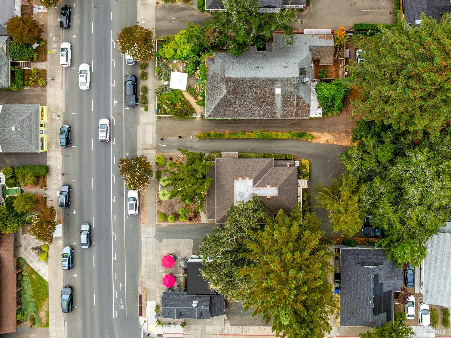 318 S Main Street Sebastopol CA 95472