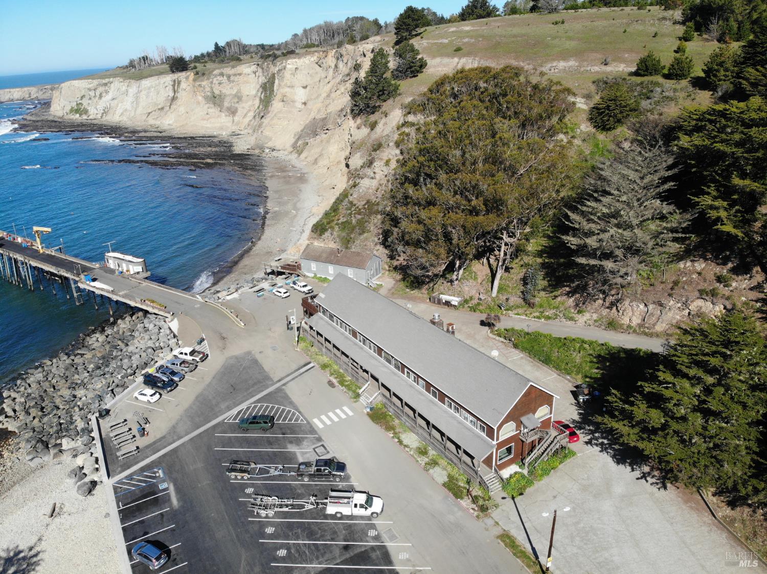 810 Port Road Point Arena CA 95468