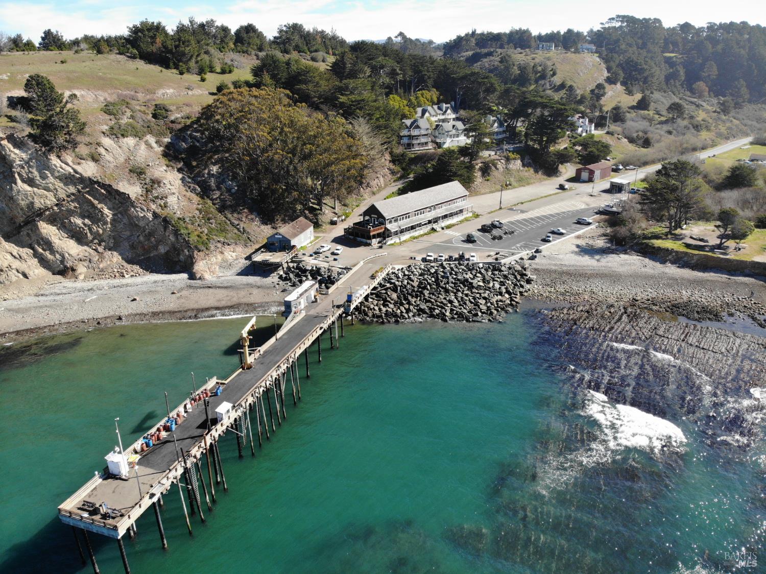 810 Port Road Point Arena CA 95468