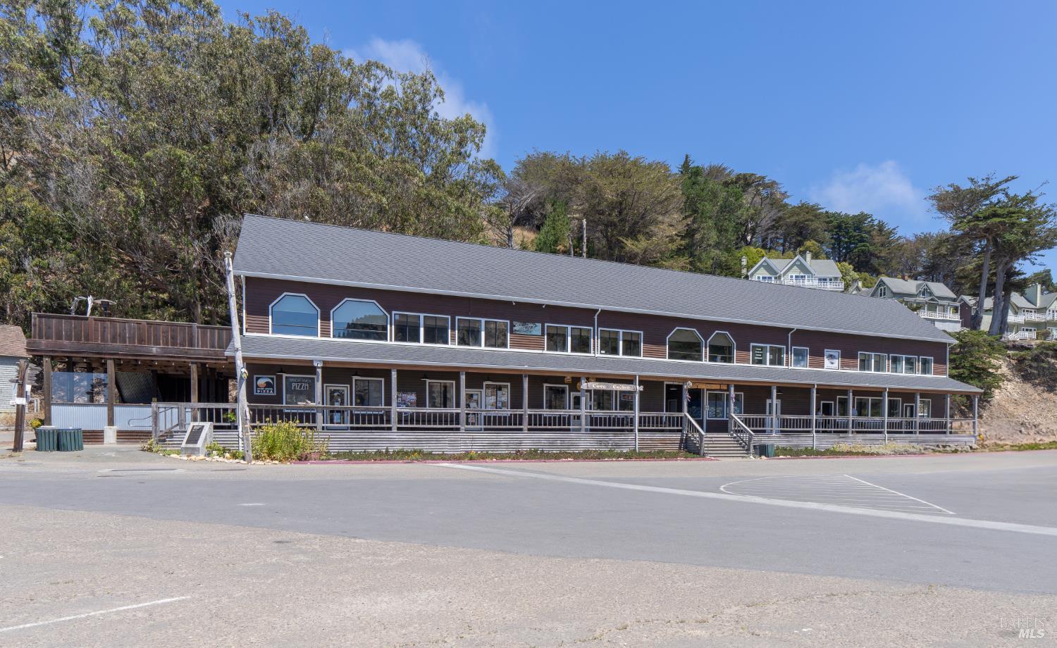 810 Port Road Point Arena CA 95468