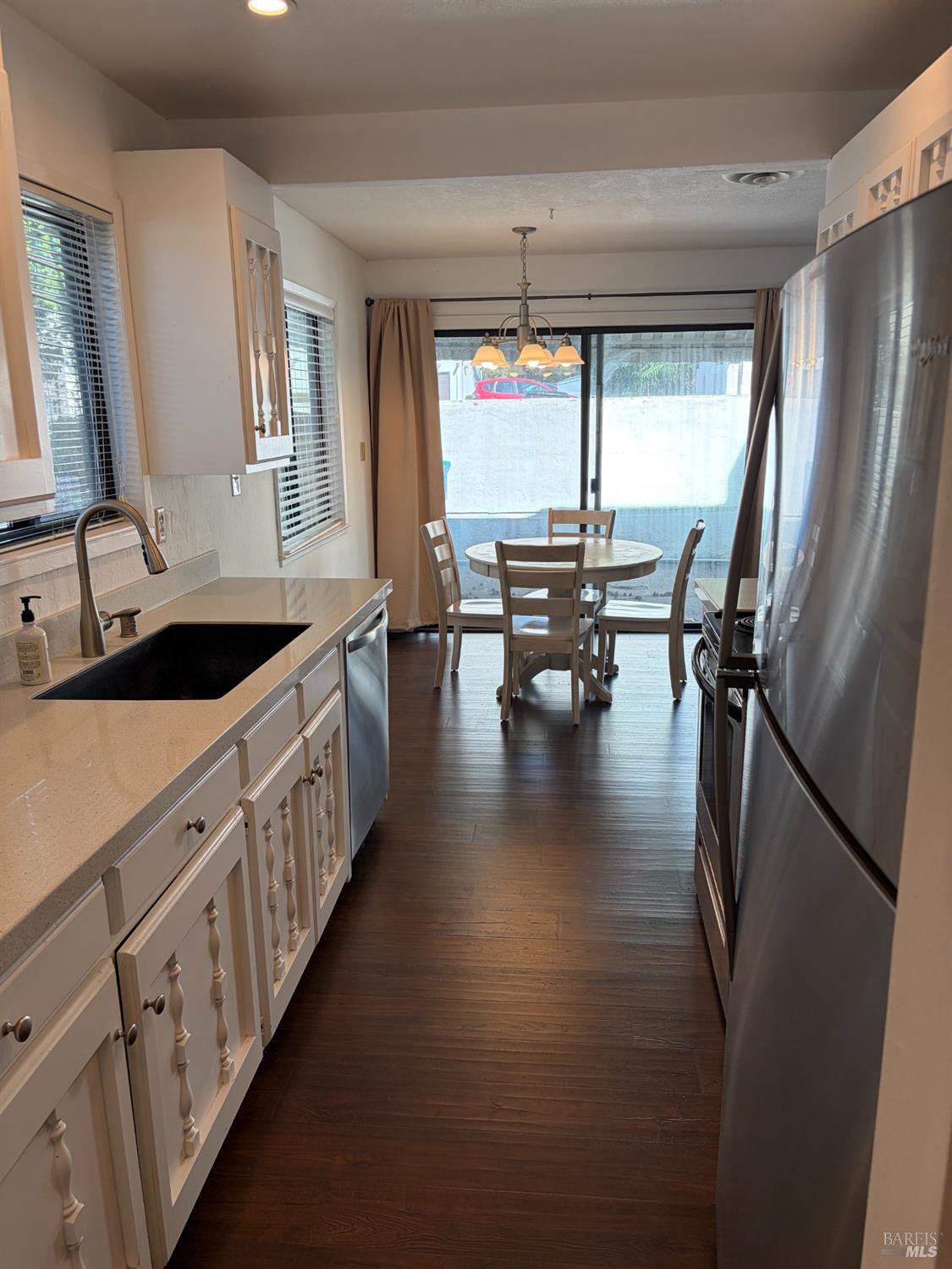 5270 El Mercado Parkway Santa Rosa CA 95403