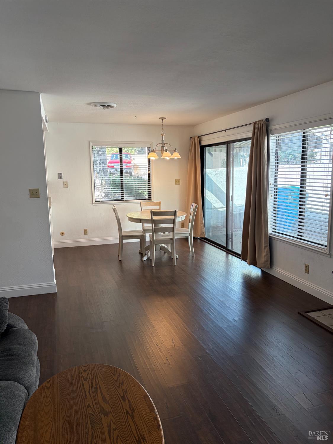 5270 El Mercado Parkway Santa Rosa CA 95403