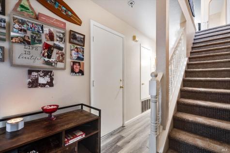 590 Laurel Grove Circle Santa Rosa CA 95407