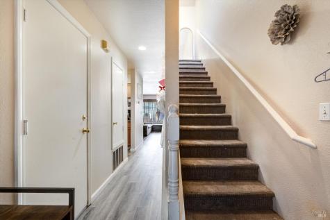 590 Laurel Grove Circle Santa Rosa CA 95407