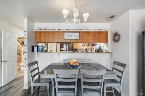 590 Laurel Grove Circle Santa Rosa CA 95407