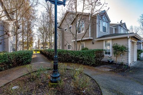 590 Laurel Grove Circle Santa Rosa CA 95407
