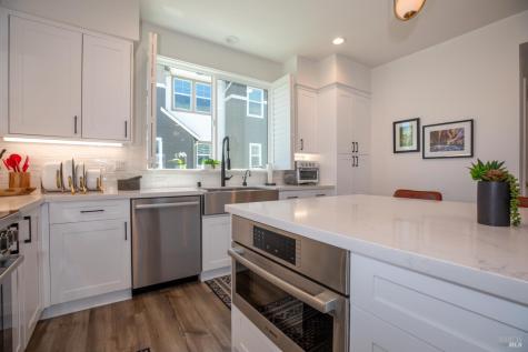 409 Semillon Lane Santa Rosa CA 95403