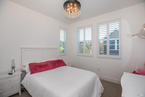 409 Semillon Lane Santa Rosa CA 95403