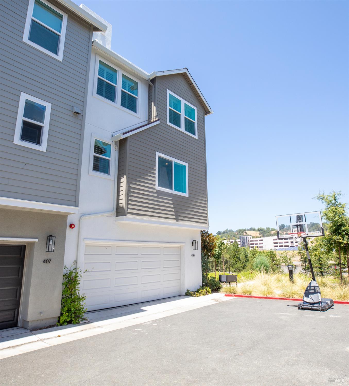 409 Semillon Lane Santa Rosa CA 95403