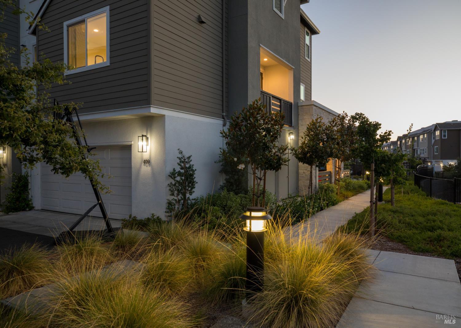 409 Semillon Lane Santa Rosa CA 95403