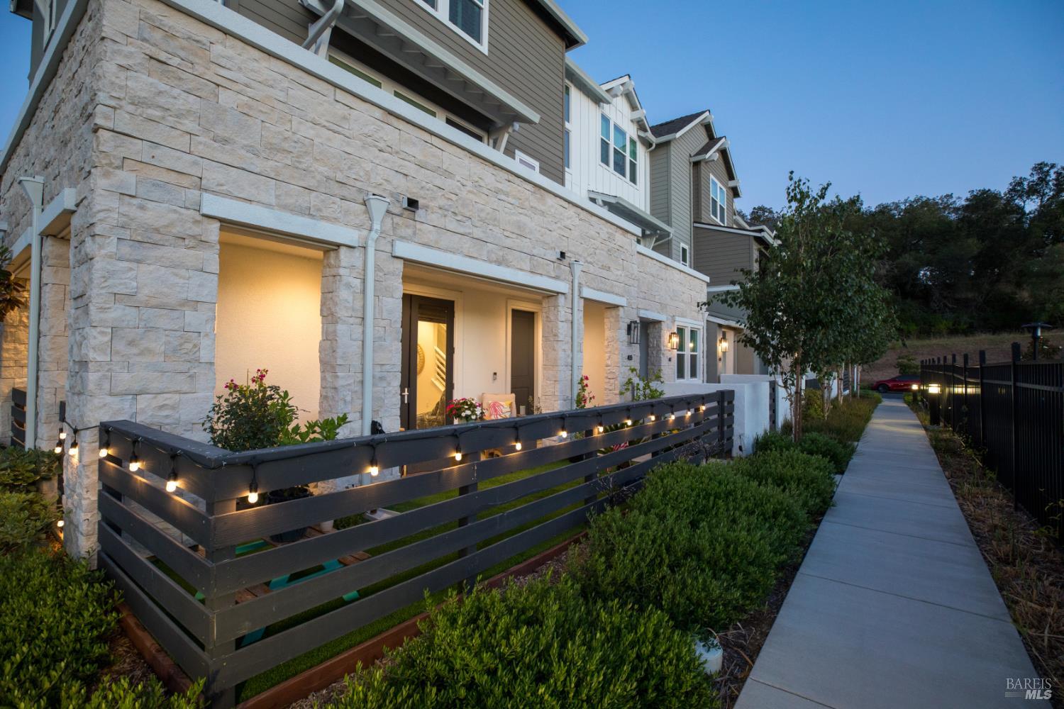 409 Semillon Lane Santa Rosa CA 95403