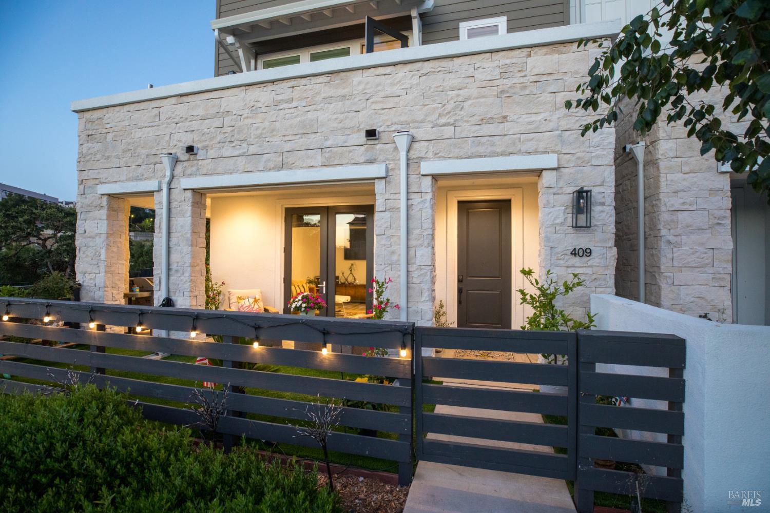 409 Semillon Lane Santa Rosa CA 95403