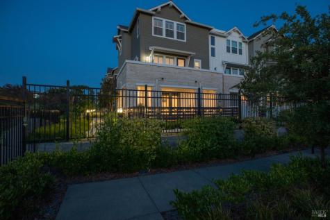 409 Semillon Lane Santa Rosa CA 95403