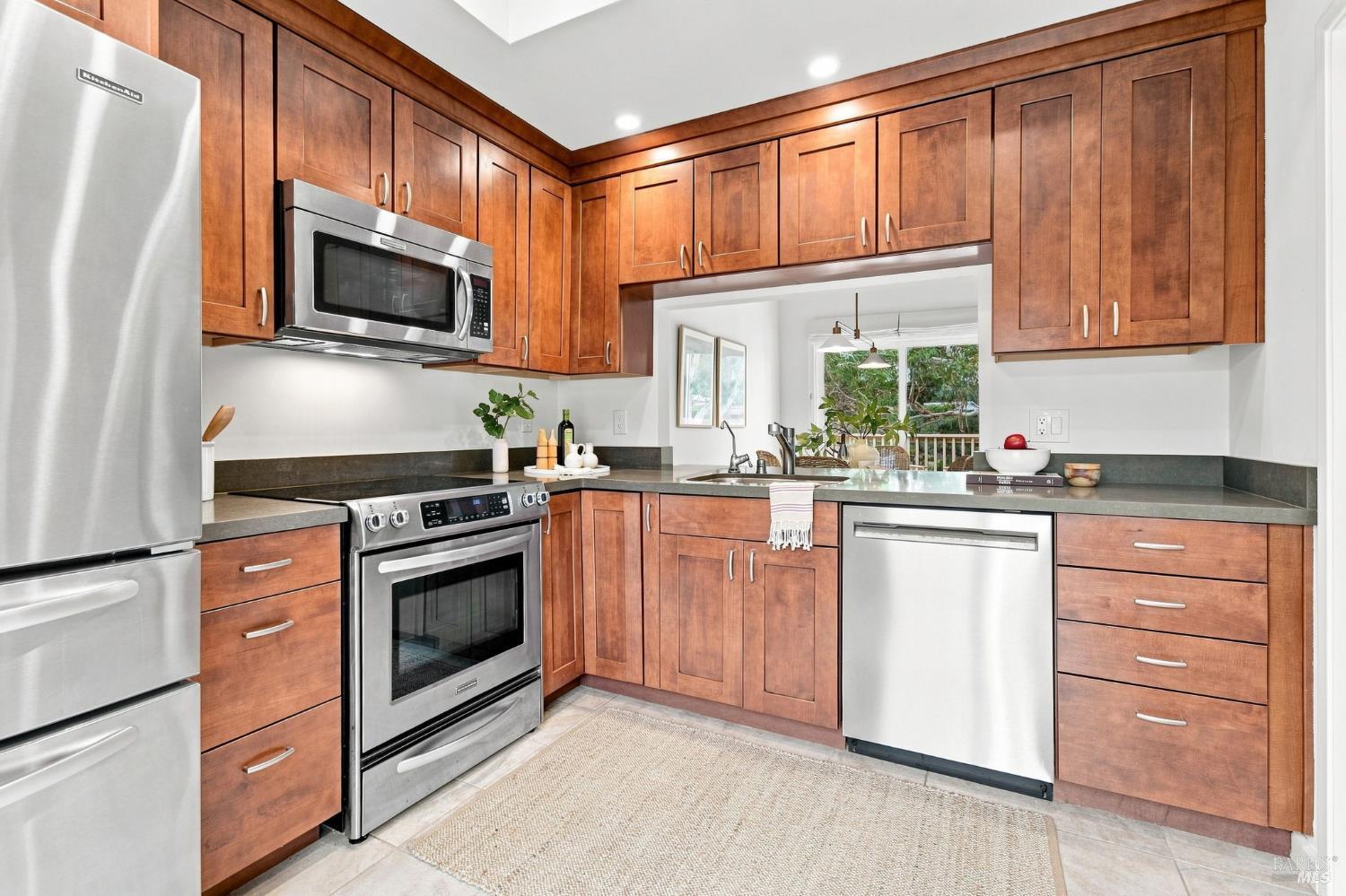 8 Chaucer Court Mill Valley CA 94941