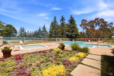 8 Chaucer Court Mill Valley CA 94941
