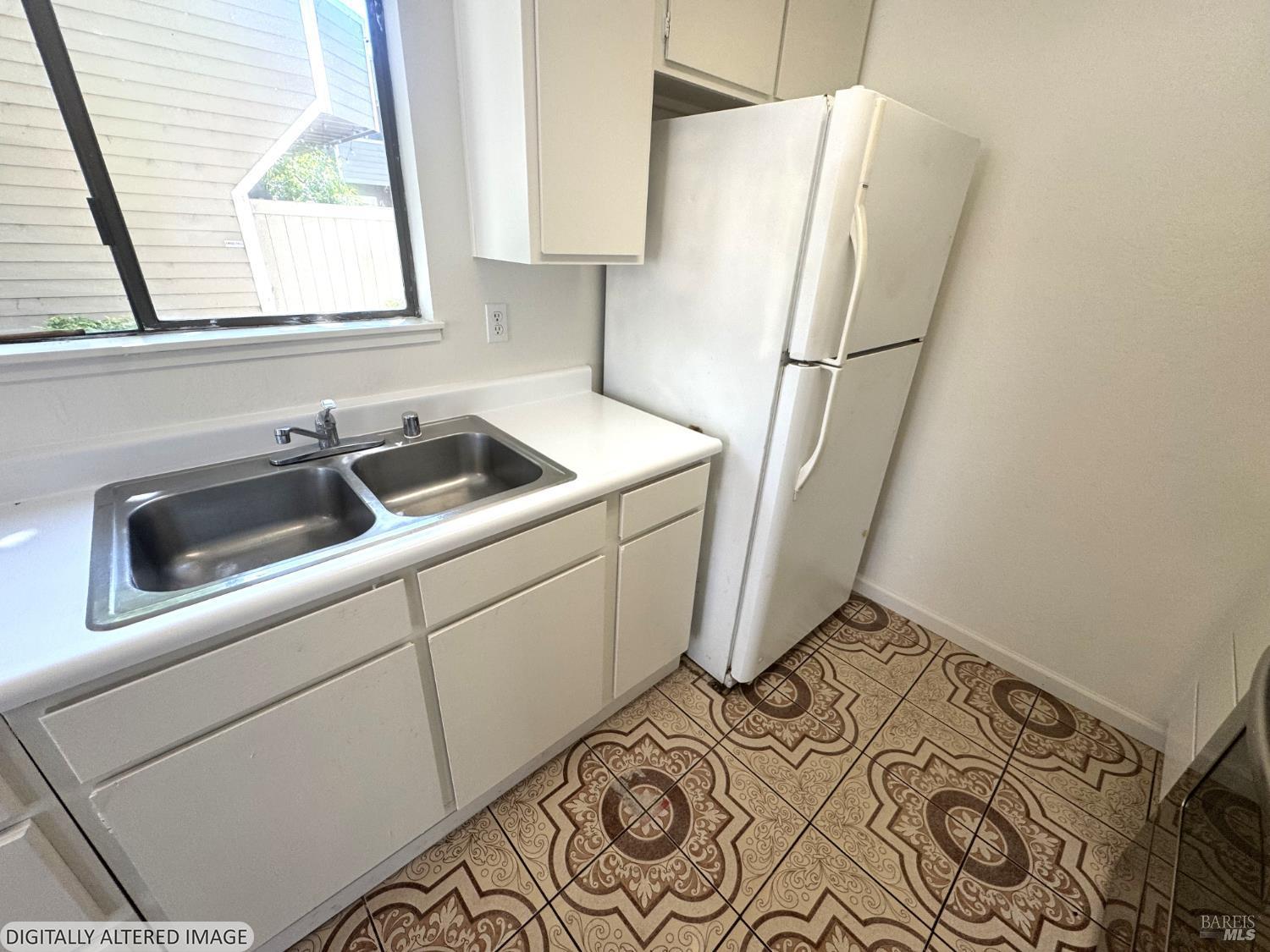 2123 W Steele Lane Santa Rosa CA 95403