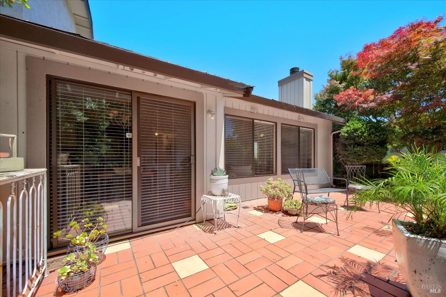 1210 Grove Circle Benicia CA 94510
