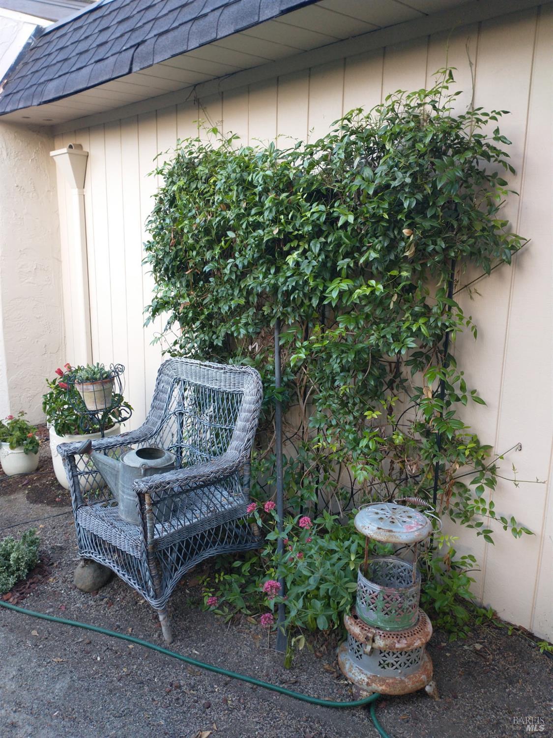 1210 Grove Circle Benicia CA 94510