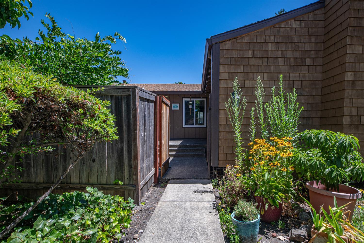 850 E Cotati Avenue Cotati CA 94931