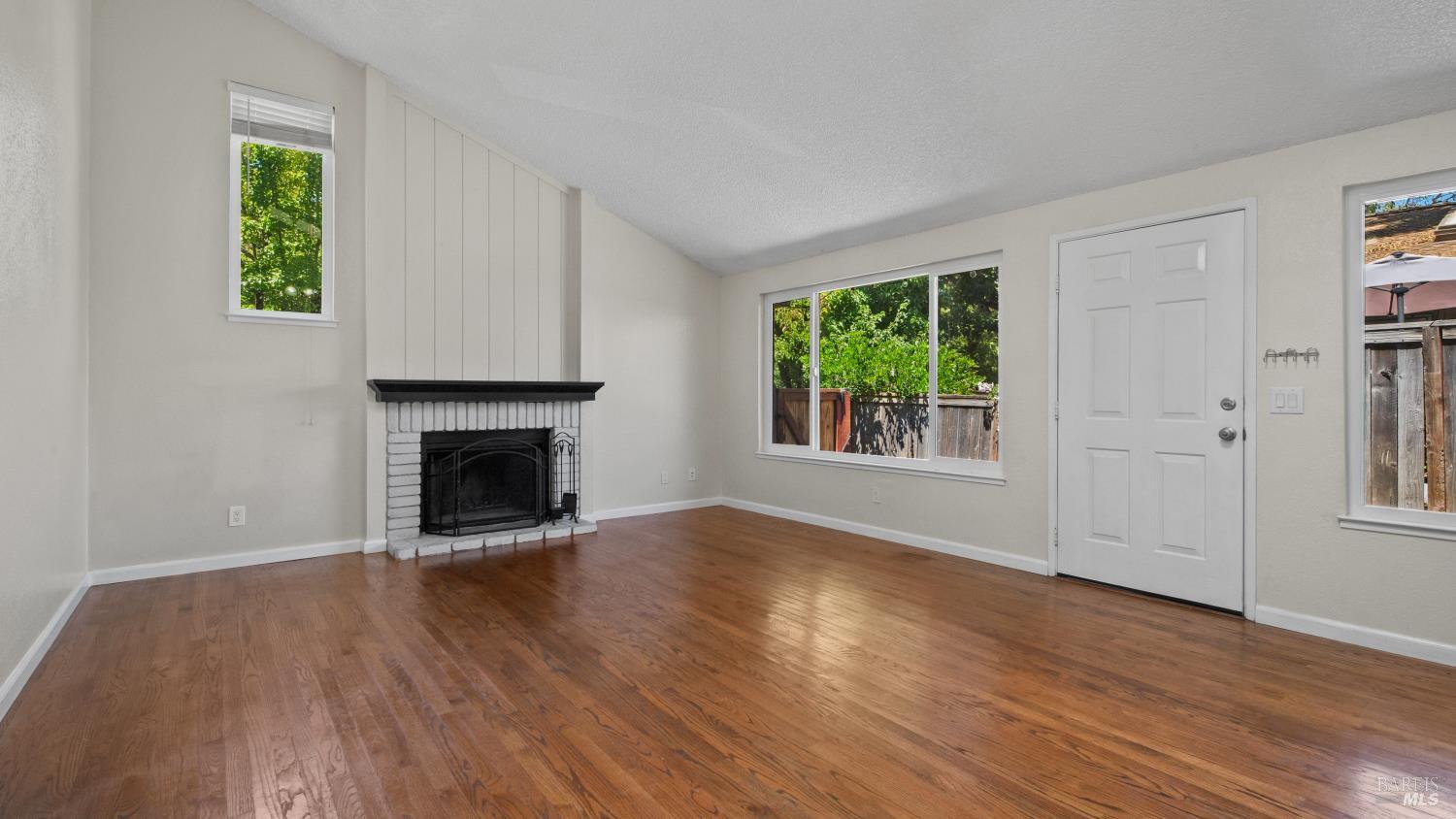850 E Cotati Avenue Cotati CA 94931