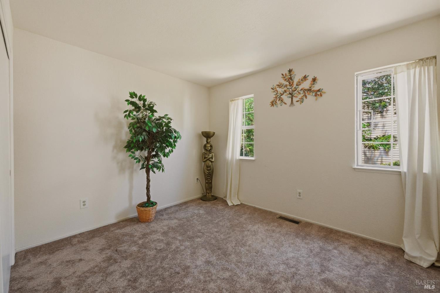 701 Military Street E Benicia CA 94510