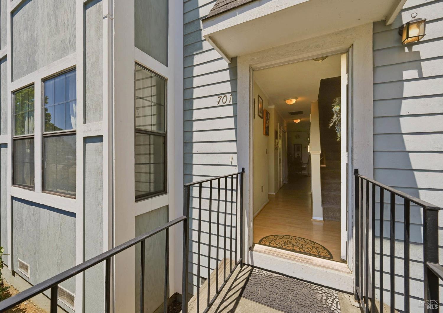 701 Military Street E Benicia CA 94510