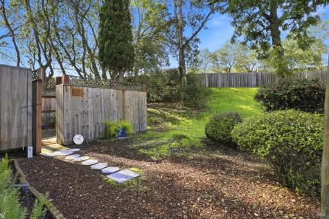 49 Livingston Court Novato CA 94949