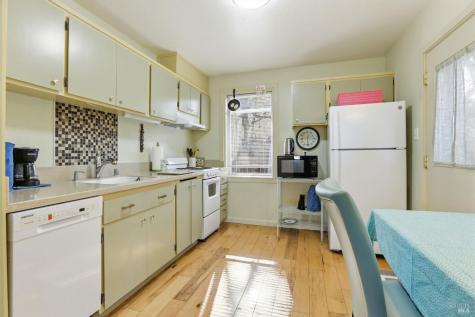 49 Livingston Court Novato CA 94949