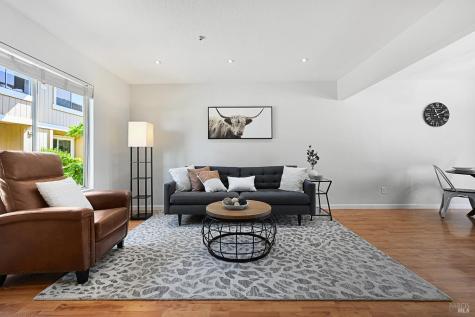 1442 Gold Way Rohnert Park CA 94928