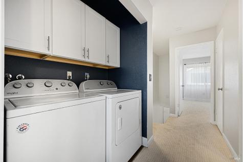 1442 Gold Way Rohnert Park CA 94928