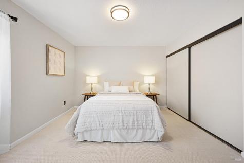 1442 Gold Way Rohnert Park CA 94928