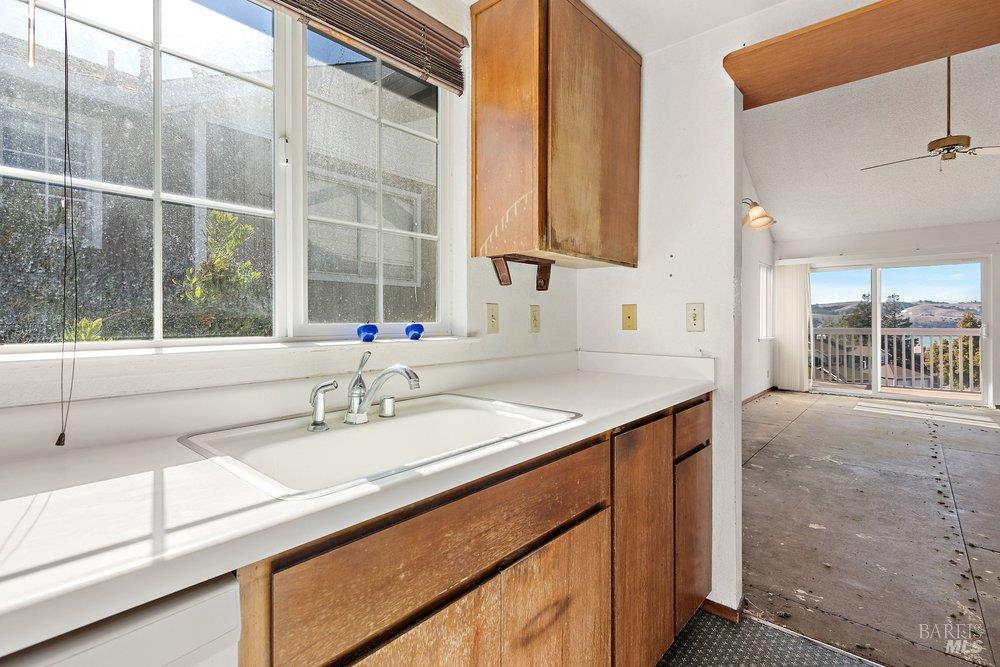 565 Lori Drive Benicia CA 94510
