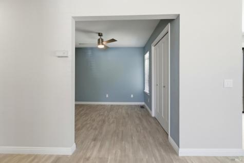 8 Lakeview Court Novato CA 94947