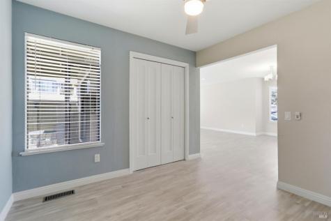 8 Lakeview Court Novato CA 94947