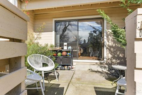 2142 Chianti Drive Santa Rosa CA 95403