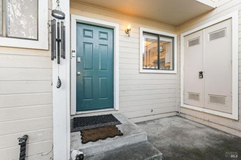 2142 Chianti Drive Santa Rosa CA 95403