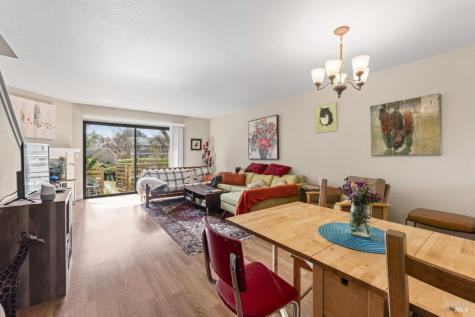 2142 Chianti Drive Santa Rosa CA 95403