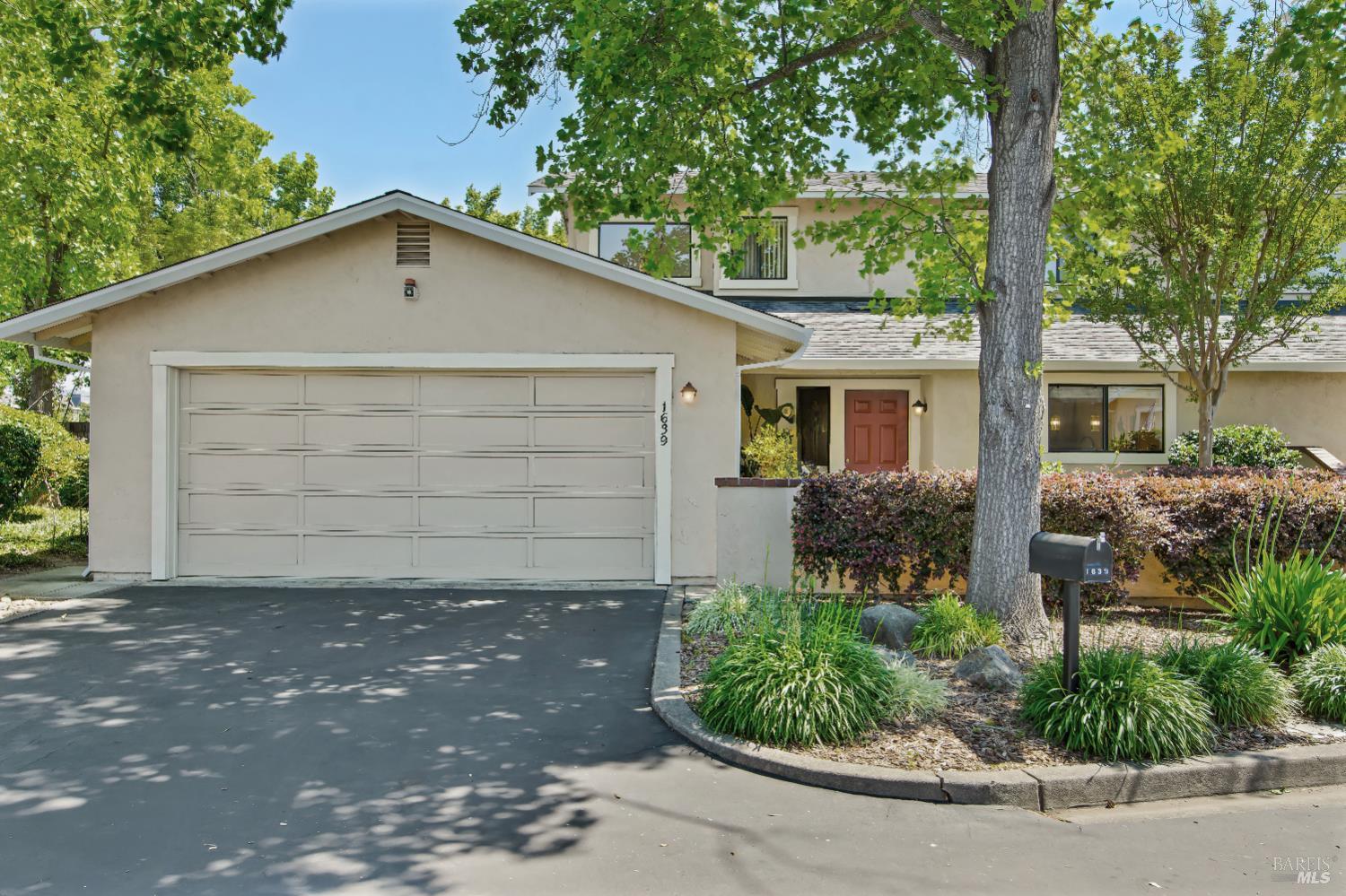 1639 San Vicente Avenue Napa CA 94558