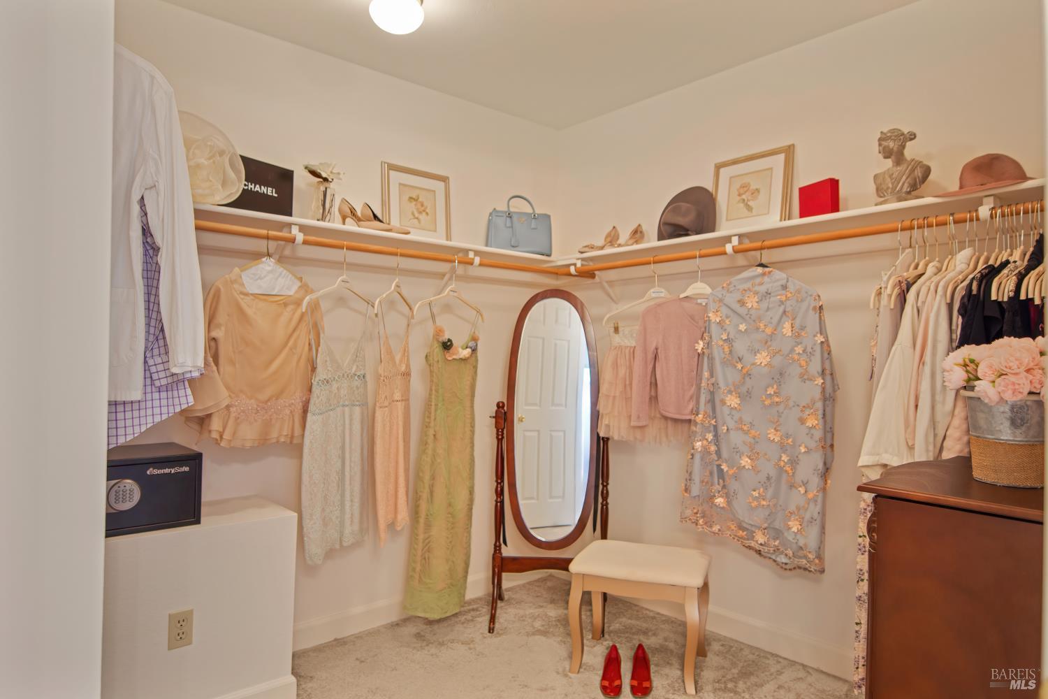 1639 San Vicente Avenue Napa CA 94558