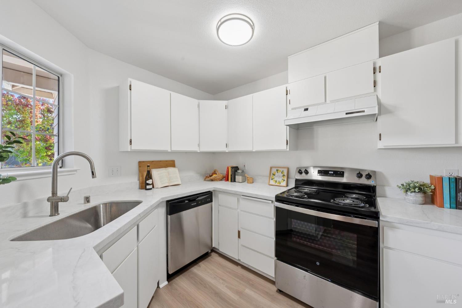 38 Little Creek Lane Novato CA 94945