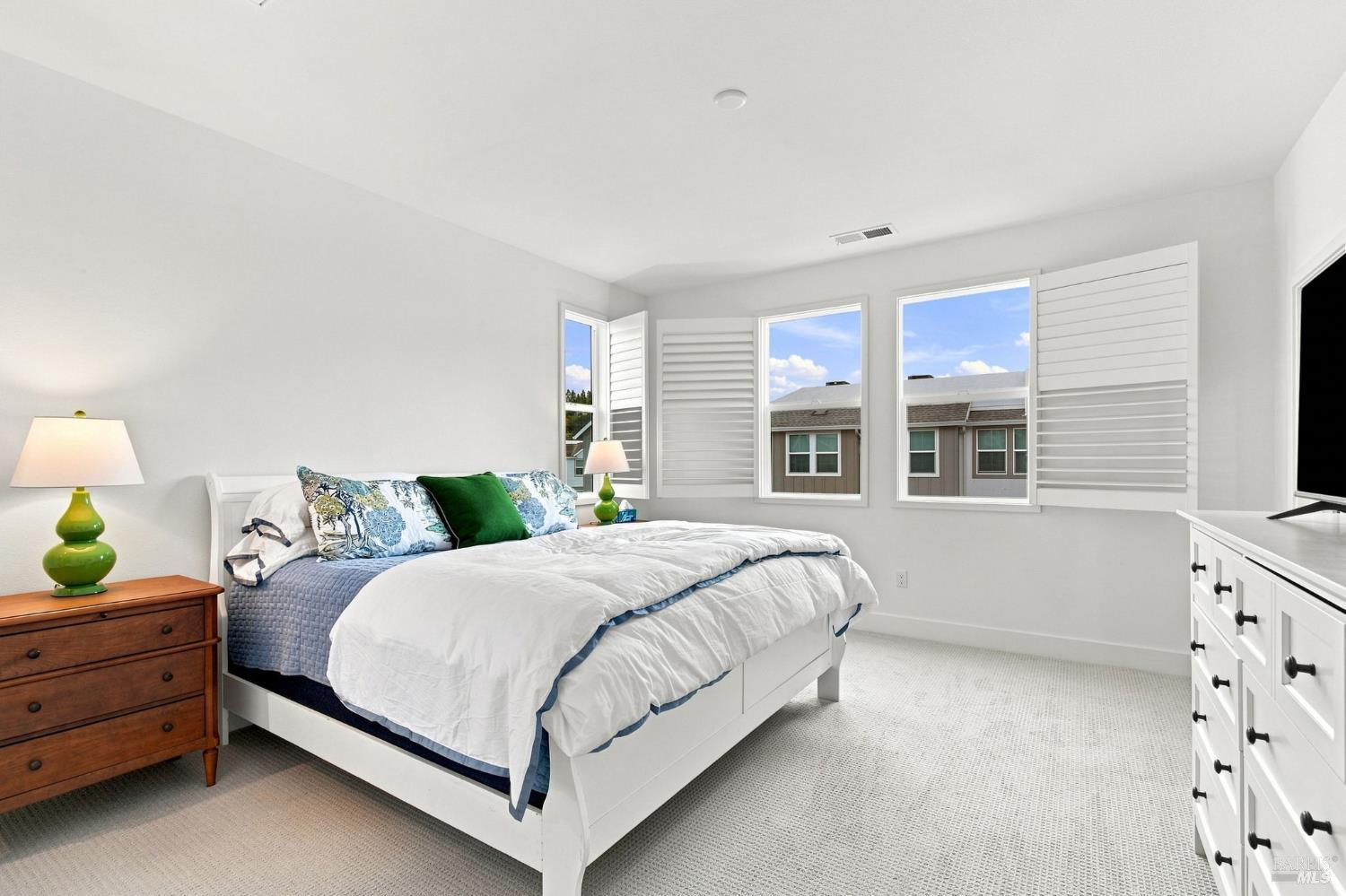 659 Semillon Lane Santa Rosa CA 95403