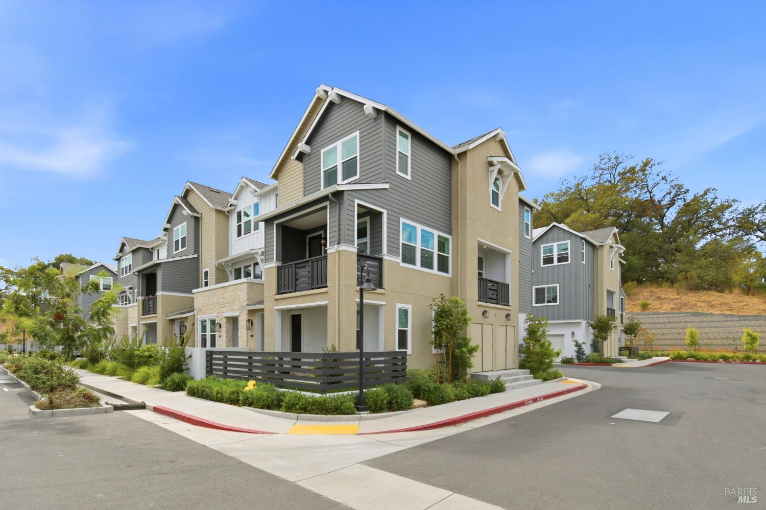 659 Semillon Lane Santa Rosa CA 95403